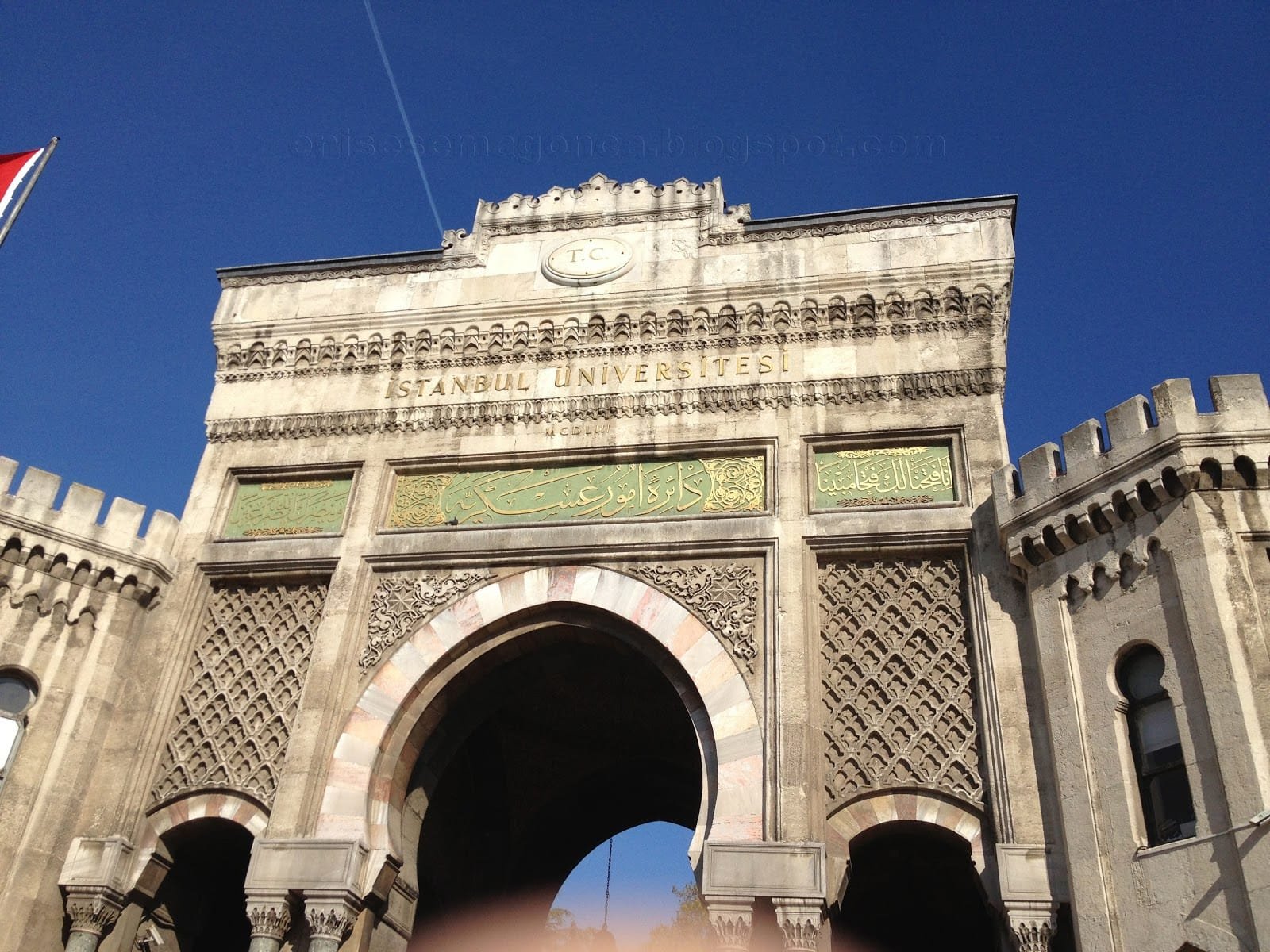 İstanbul Üniversitesi Hukuk Fakültesi İstanbul Üniversitesi Hukuk Fakültesi