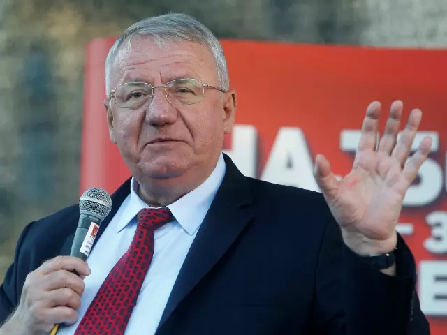 Vojislav Šešelj